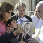 Papa Francisco, Enrique Shaw